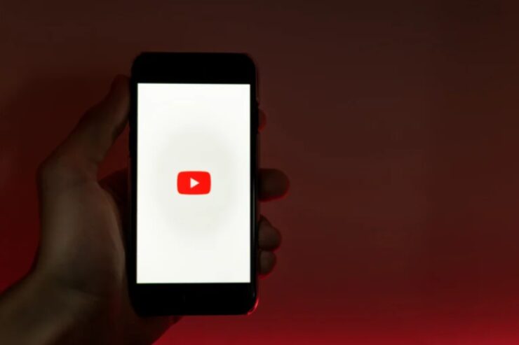 youtube regalo utenti funzione premium
