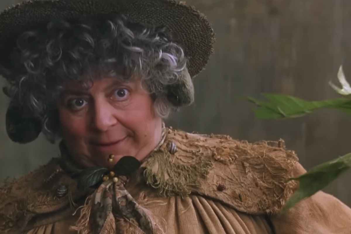 l'attrice della prof sprout se la prende con i fan di harry potter